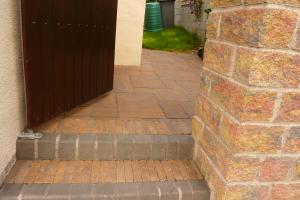 View 13 from project Terraced Sandstone Patio